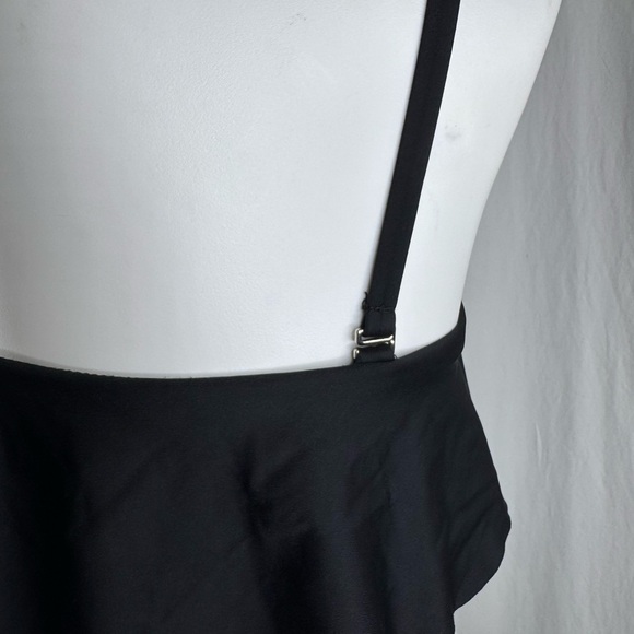 Women’s asymmetrical Ruffle Black One shoulder Bikini Top Size small - Picture 5 of 5